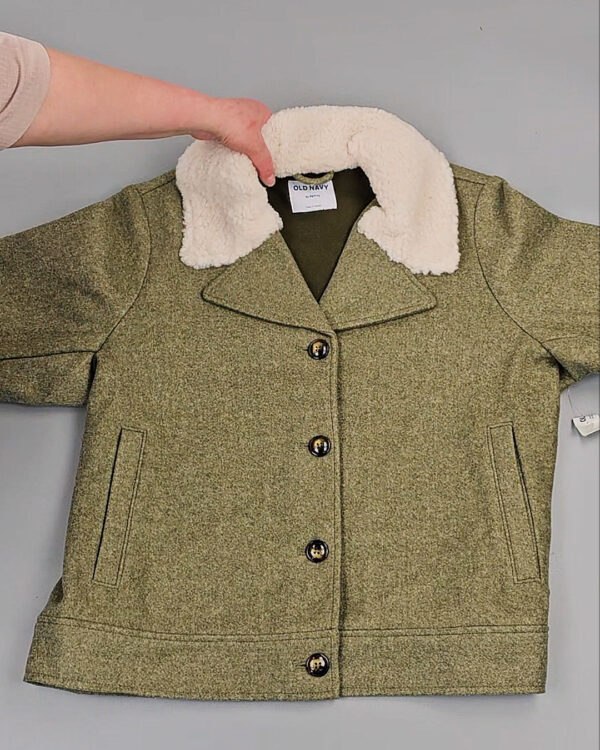 Фотография  676 - CANADA mix 084#50 кг, ЛОТ №8336 оптом в Москве и Московской области