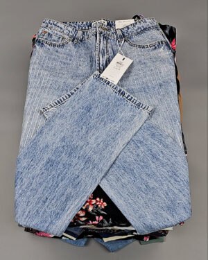 Купить ONLY Summer mix 045#15 кг, ЛОТ №8455 оптом в Москве и Московской области