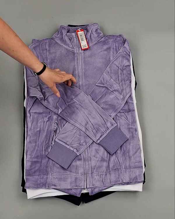 Фотография  850 - Спортивные костюмы  AD83#10 шт, ЛОТ №8638 оптом в Москве и Московской области