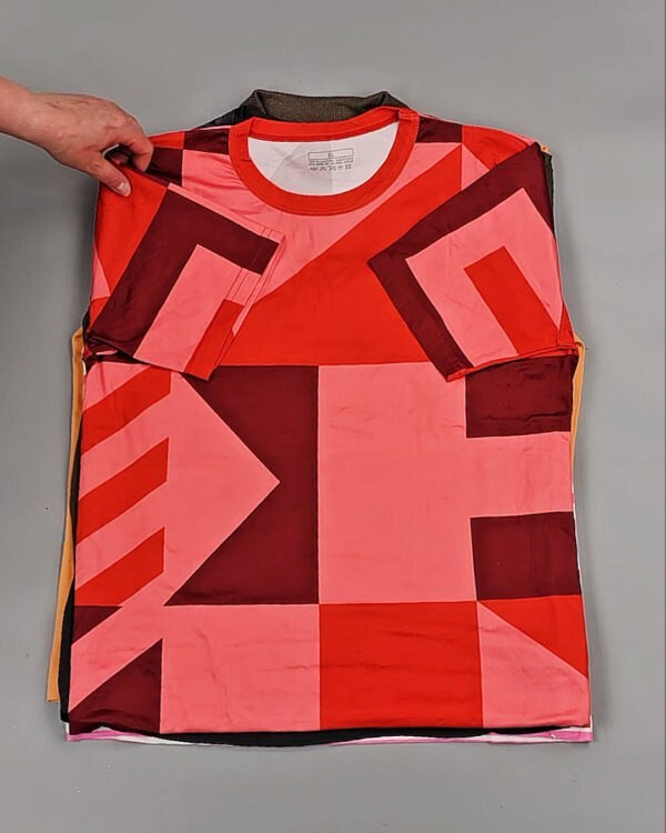 Фотография  247 - Футболки м/ж Cr+Ex#8 кг, ЛОТ № ВК0100 оптом в Москве и Московской области