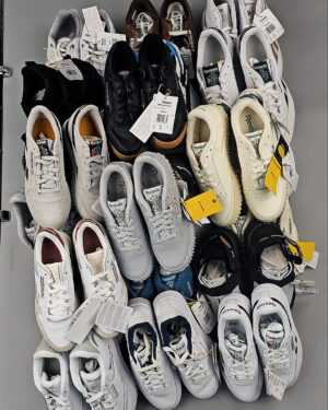 Купить Кроссовки Reebok#23 шт, ЛОТ №8896 оптом в Москве и Московской области