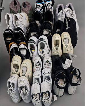 Купить Кроссовки Reebok#23 шт, ЛОТ №8895 оптом в Москве и Московской области