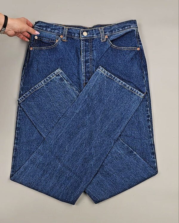 Фотография  380 - Джинсы LEVIS муж #6,3 кг, ЛОТ №8759 оптом в Москве и Московской области