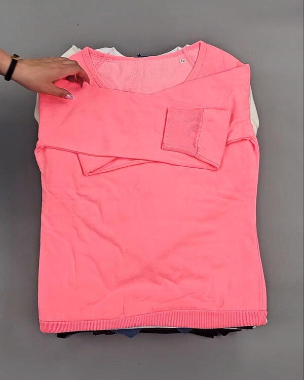 Фотография  610 - CIRCUS mix #12,1 кг, ЛОТ №8808 оптом в Москве и Московской области