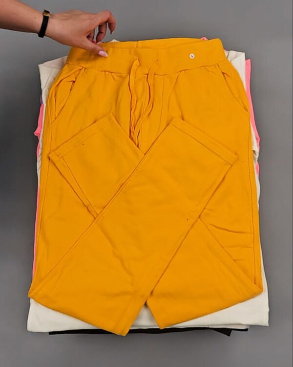 Фотография  564 - CIRCUS mix #11,9 кг, ЛОТ №8805 оптом в Москве и Московской области