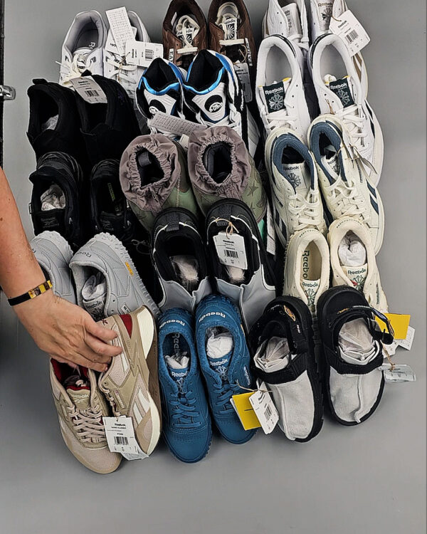 Фотография  290 - Кроссовки Reebok#23 шт, ЛОТ №8896 оптом в Москве и Московской области