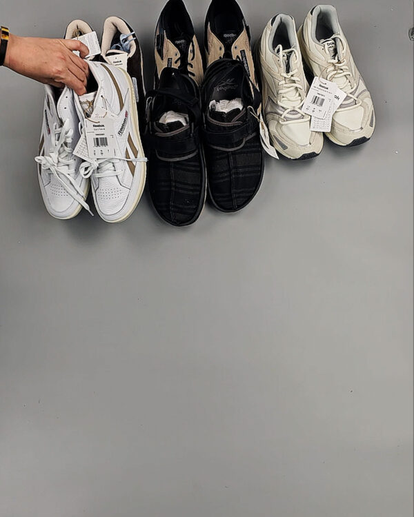 Фотография  517 - Кроссовки Reebok#23 шт, ЛОТ №8897 оптом в Москве и Московской области