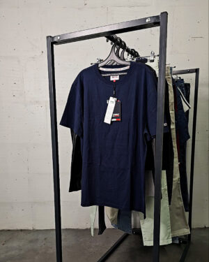 Купить LACOSTE, CALVIN KLEIN, TOMMY HILFIGER, GUESS + 075#19 шт, ЛОТ №9073 оптом в Москве и Московской области