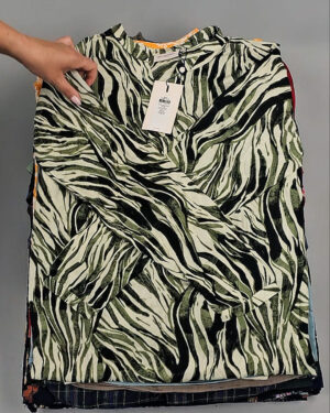 Фотография  446 - Блузки+Джемпера Bestseller Summer 045 B#8,5 кг, ЛОТ №9039 оптом в Москве и Московской области