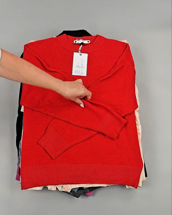 Фотография  608 - CO COUTURE mix 075#25 шт, ЛОТ №9071 оптом в Москве и Московской области