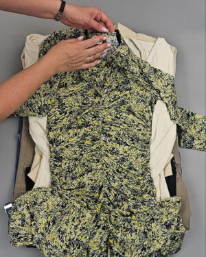 Фотография  905 - GESTUZ mix 075#24 шт, ЛОТ №9017 оптом в Москве и Московской области