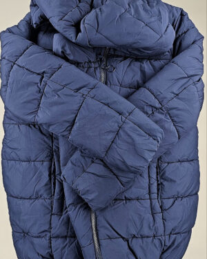 Купить Верхняя одежда для беременных C&A 025#9,65 кг, ЛОТ СТ-9326 оптом в Москве и Московской области