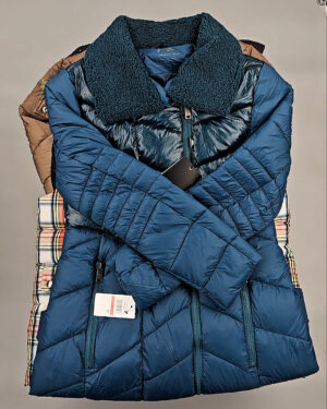 Купить Верхняя одежда женская CAN 104#15 кг, ЛОТ СТ-9352 оптом в Москве и Московской области