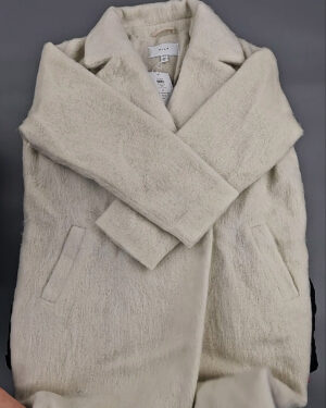 Купить Верхняя одежда VILA#10 кг оптом в Москве и Московской области