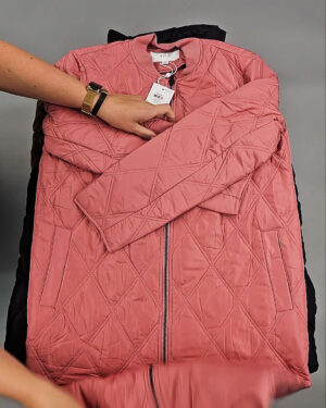 Фотография  737 - Верхняя одежда VILA#10 кг оптом в Москве и Московской области