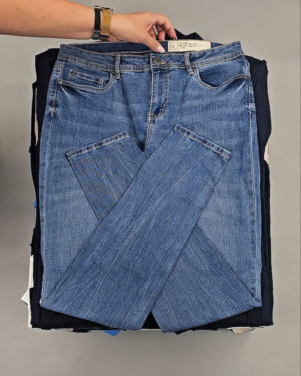 Фотография  572 - LIDL Winter mix 114#15 кг, ЛОТ №9134 оптом в Москве и Московской области