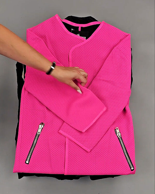 Фотография  824 - Жакеты Корея 085#10 кг, ЛОТ № СТ-9238 оптом в Москве и Московской области