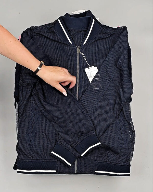 Фотография  486 - Толстовки Корея 085#7,4 кг, ЛОТ СТ-9235 оптом в Москве и Московской области