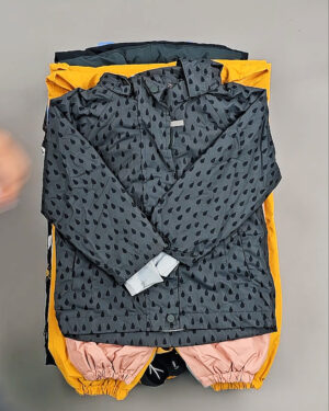 Фотография  690 - Верхняя одежда TCM kids зима 104#5 кг, ЛОТ СТ-9334 оптом в Москве и Московской области