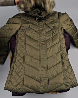 Фотография  533 - Верхняя одежда женская CAN 104#15 кг, ЛОТ СТ-9352 оптом в Москве и Московской области