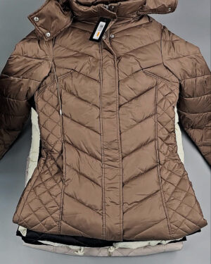 Фотография  735 - Верхняя одежда женская CAN 104#15 кг, ЛОТ СТ-9350 оптом в Москве и Московской области