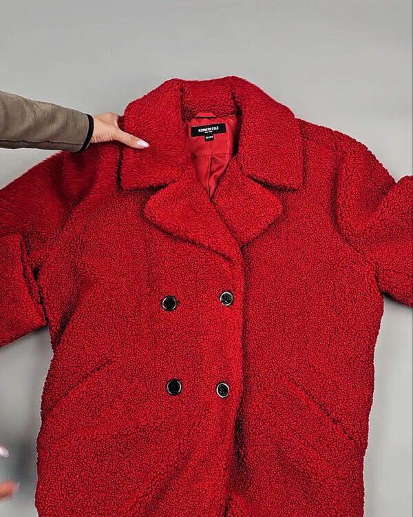 Фотография  376 - Верхняя одежда женская CAN 104#15 кг, ЛОТ СТ-9352 оптом в Москве и Московской области