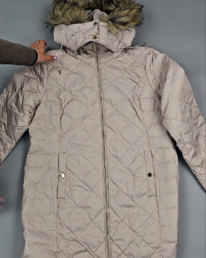 Фотография  261 - Верхняя одежда женская CAN 104#15 кг, ЛОТ СТ-9350 оптом в Москве и Московской области