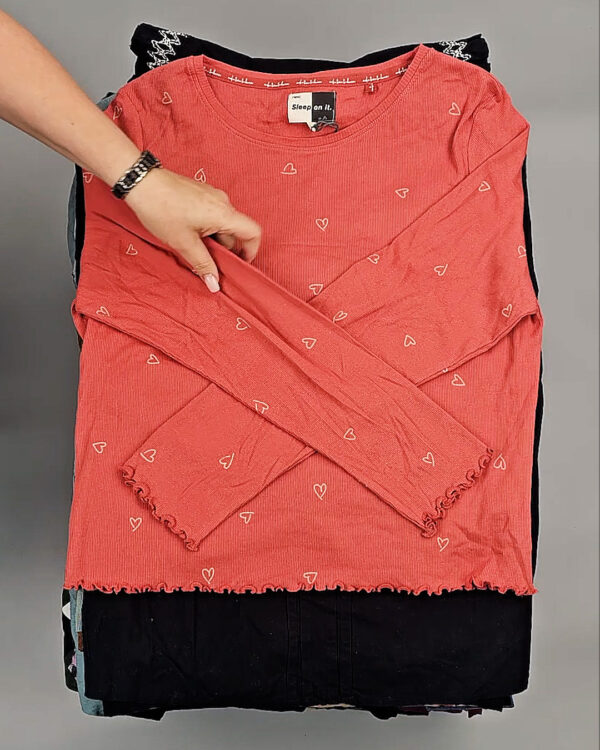 Фотография  722 - NEXT Winter Women mix#15 кг, ЛОТ СТ-9456 оптом в Москве и Московской области