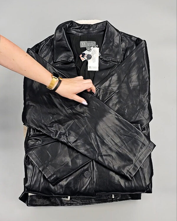 Фотография  750 - Ветровки женские CAN 104#11,5 кг, ЛОТ СТ-9402 оптом в Москве и Московской области