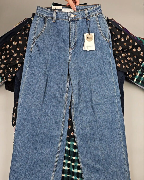 Фотография  587 - B.YOUNG Winter mix 104#15 кг, ЛОТ СТ-9596 оптом в Москве и Московской области