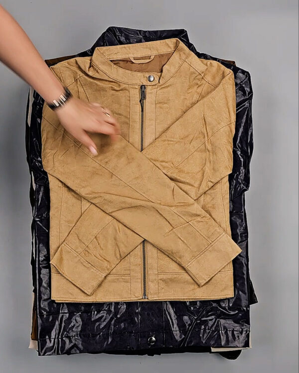 Фотография  312 - Ветровки Bestseller+DK 035#10 кг, ЛОТ СТ-9396 оптом в Москве и Московской области