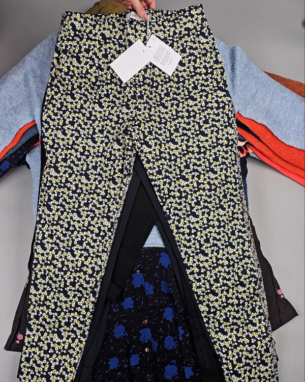 Фотография  937 - ICHI Winter mix 104#15 кг, ЛОТ СТ-9594 оптом в Москве и Московской области