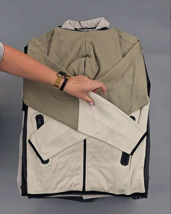 Фотография  699 - JACK JONES Men Winter mix 075#20 кг, ЛОТ № СТ-9446 оптом в Москве и Московской области