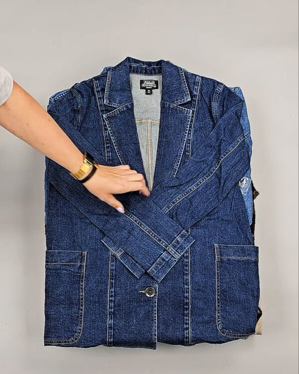 Фотография  128 - Ветровки женские CAN 104#12,7 кг, ЛОТ СТ-9405 оптом в Москве и Московской области