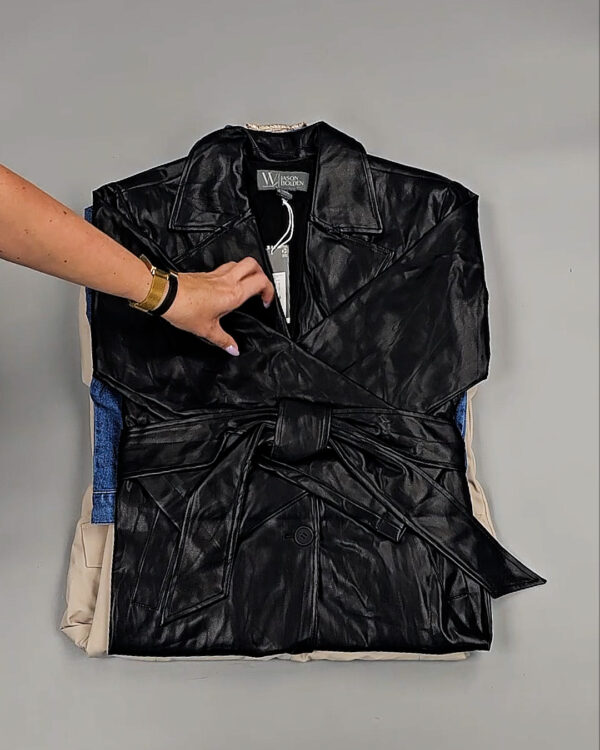 Фотография  693 - Ветровки женские CAN 104#12,4 кг, ЛОТ СТ-9403 оптом в Москве и Московской области