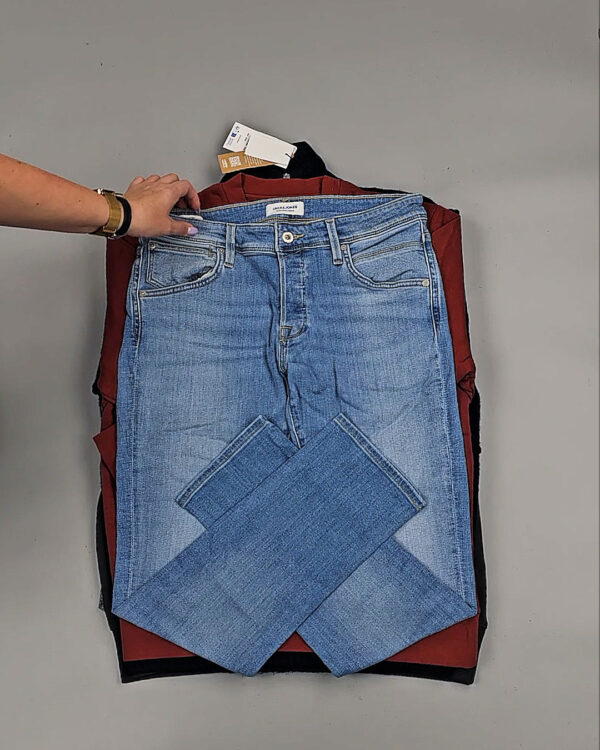 Фотография  866 - JACK JONES Men Winter mix 075#20 кг, ЛОТ № СТ-9444 оптом в Москве и Московской области