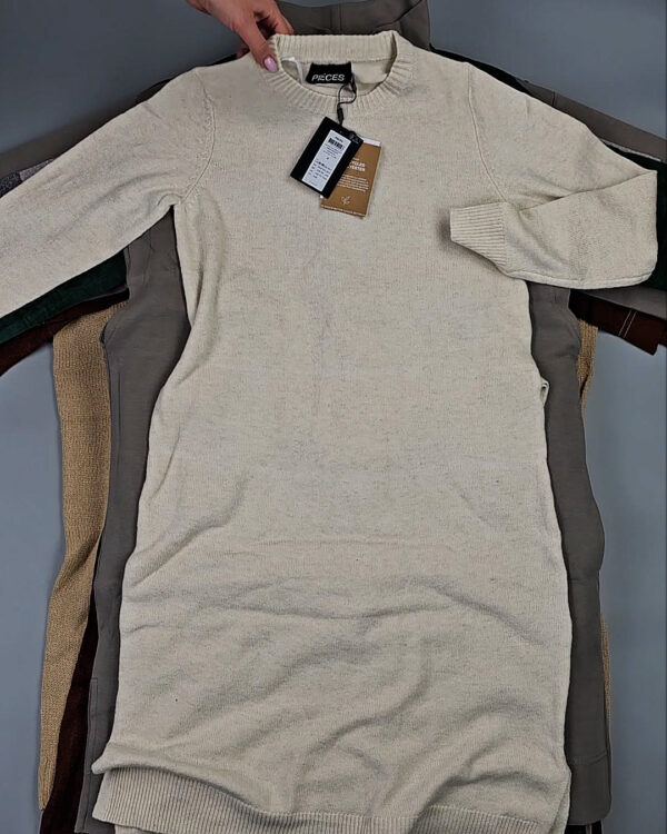 Фотография  202 - Платья Bestseller+DK Winter 035#7 кг, ЛОТ СТ-9916 оптом в Москве и Московской области