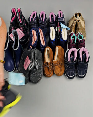 Фотография  669 - Обувь СТОК дети зима 065#6,5 кг, ЛОТ СТ-9663 оптом в Москве и Московской области