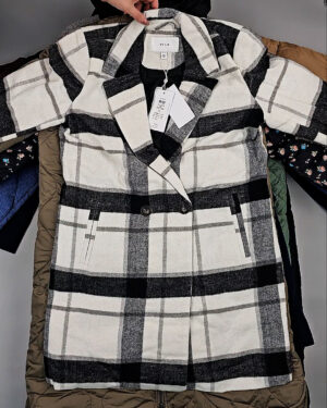 Купить Верхняя одежда VILA#10,4 кг, ЛОТ СТ-9712 оптом в Москве и Московской области