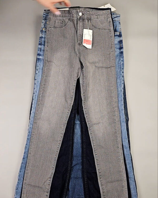 Фотография  623 - Джинсы C&A ж/м#10 кг, ЛОТ СТ-9865 оптом в Москве и Московской области