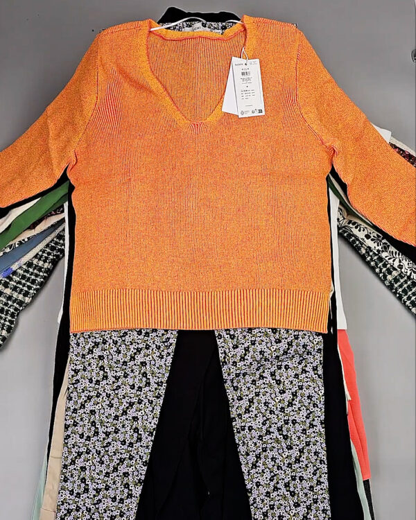 Фотография  433 - DK+Bestseller 085#16 кг, ЛОТ СТ-9953 оптом в Москве и Московской области