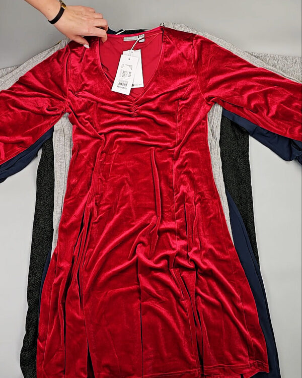 Фотография  505 - Платья Bestseller+DK Winter 035#7 кг, ЛОТ СТ-9999 оптом в Москве и Московской области