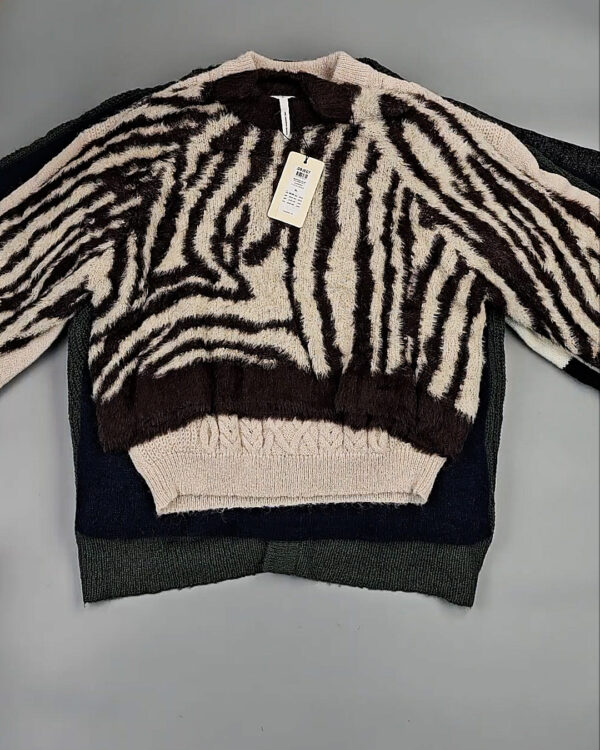 Фотография  971 - Джемпера Bestseller+DK 035#7 кг, ЛОТ СТ-9913 оптом в Москве и Московской области