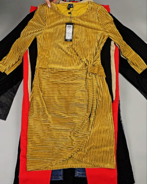 Фотография  355 - DK+Bestseller 085#16 кг, ЛОТ СТ-9952 оптом в Москве и Московской области