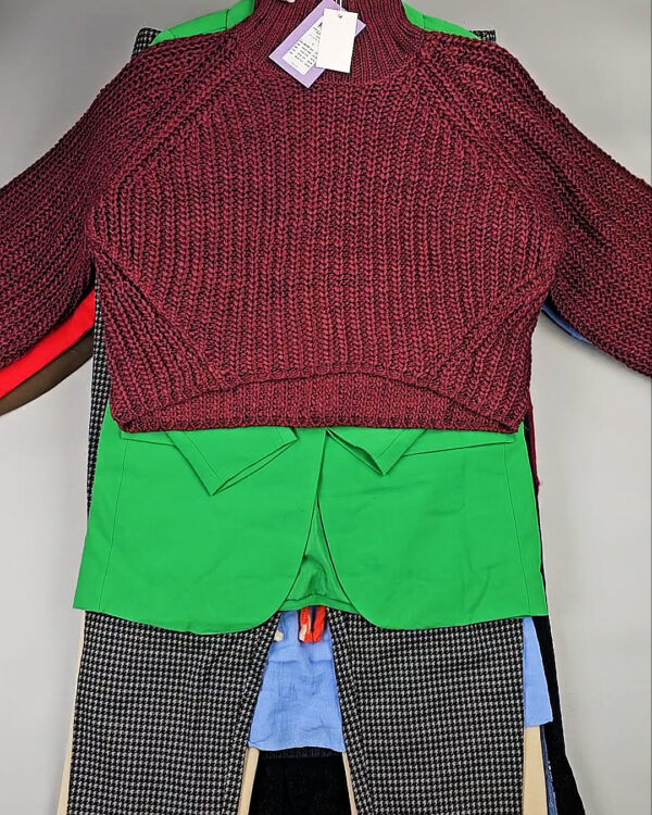 Фотография  356 - DK+Bestseller 085#16 кг, ЛОТ СТ-9950 оптом в Москве и Московской области