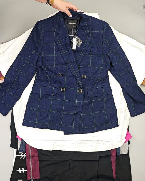 Фотография  975 - CANADA  Winter mix 64#15 кг, ЛОТ СТ-9807 оптом в Москве и Московской области